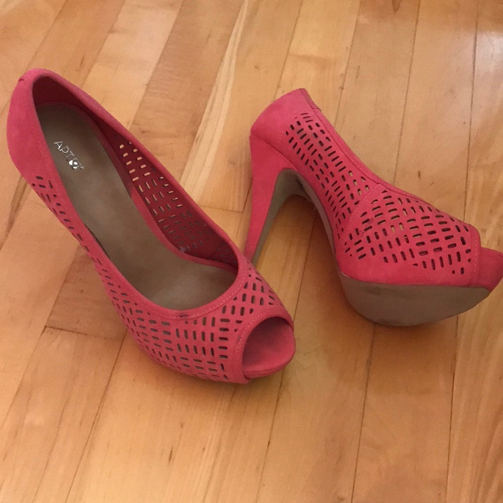 Apt. 9 Women Hayden Coral Suede Peep Toe Shoes 6.5